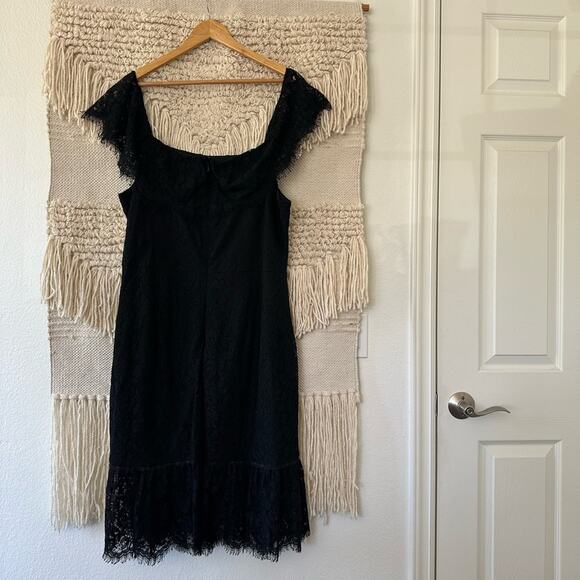 cinq a sept Lace Midi Dress - Picture 7 of 7